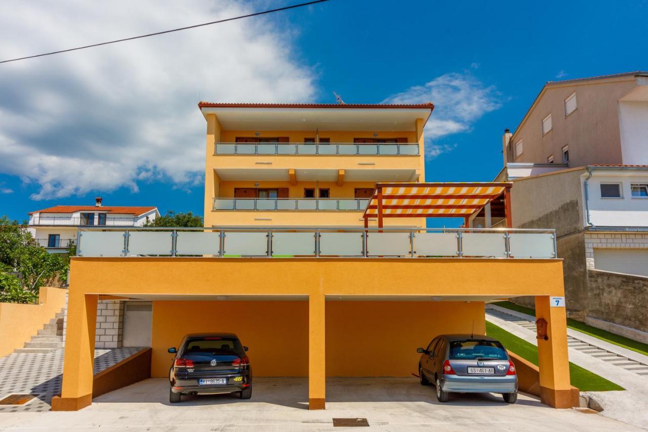 House View Lägenhet Novi Vinodolski Exteriör bild